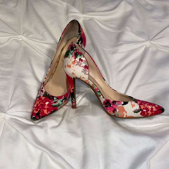 Jessica Simpson Heels - Size 7 - Picture 2 of 4